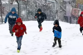Çanakkale'de kar yağışı sebebiyle bazı okullar tatil edildi