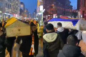 Biga’da Galatasaraylılar Fenerbahçe bayrağı sarılı tabut taşıdılar