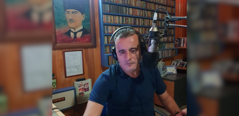 Çanakkale’nin sevilen radyo programcısı hayatını kaybetti