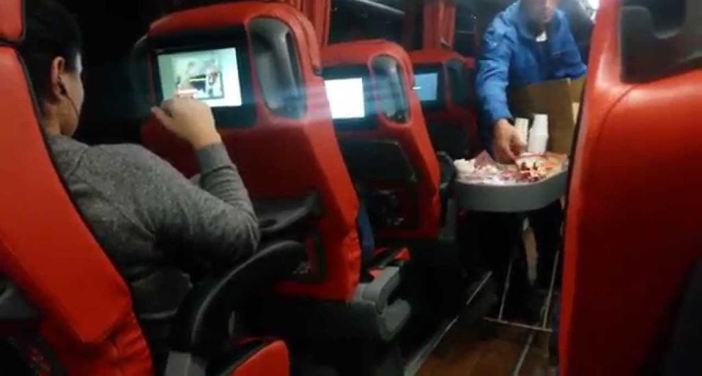 Kamil Koç otobüsü Çanakkale yolcusunu mola yerinde unuttu!