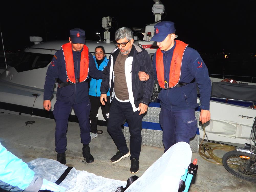 Çanakkale Boğazı’nda kalp krizi geçiren kaptan tahliye edildi