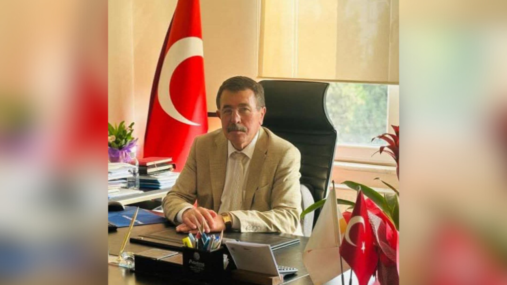 Çanakkale'de 3 ay önce emekli olan belediye başkan yardımcısı hayatını kaybetti