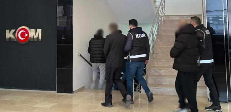 Çanakkale’de 5 milyon TL’lik vurgun yapan telefon dolandırıcıları tutuklandı