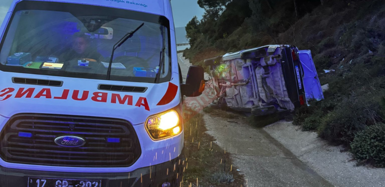 Çanakkale’de araba yan yattı: 6 yaralı