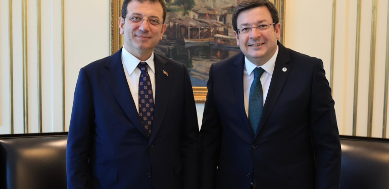 Ekrem İmamoğlu’na ilk destek Çanakkale’den: “Korkaklar, macera şimdi başlıyor”