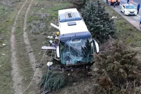 Gelibolu'da Otobüs Kazası: 37 Yaralı