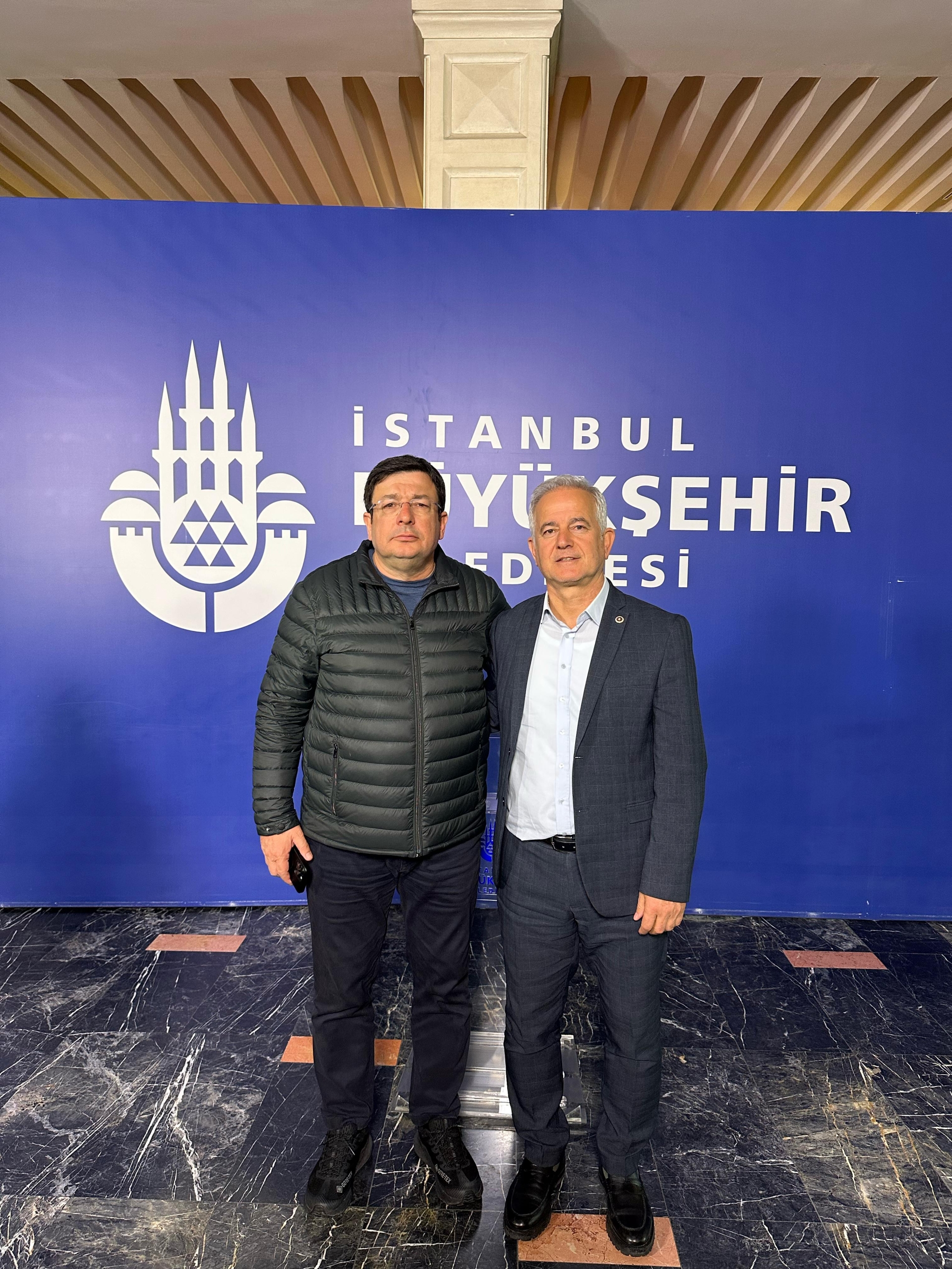 muharrem erkek ismet güneşhan saraçhane demokrasi nöbeti.jpg