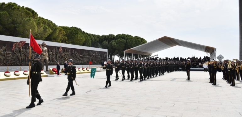 Çanakkale Kara Savaşları’nın 110’uncu yıl dönümünde şehitler anıldı