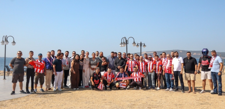 Çanakkalespor yangın kahramanlarını unutmadı