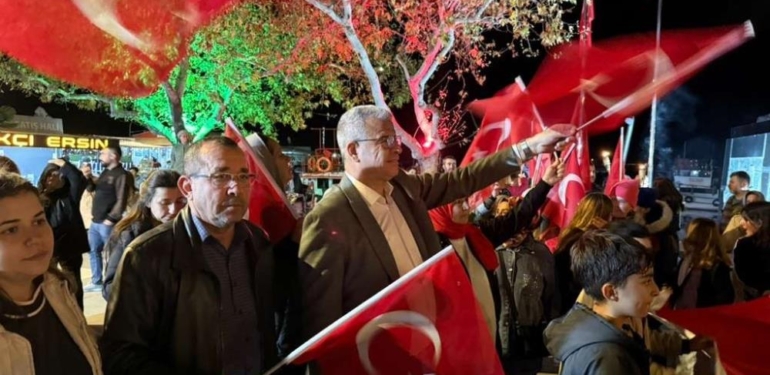 Karabiga’da 29 Ekim Cumhuriyet Yürüyüşü Coşkusu