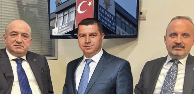 Çanakkale AK Parti’de kavga mesajlara yansıdı