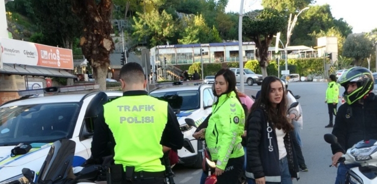 Bozcaada’da motorluya 402 bin TL ceza kesildi