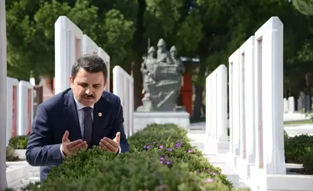 Kaşdemir: “Çanakkale ruhu, bu aziz milletin kalbinde ebediyen var olsun”