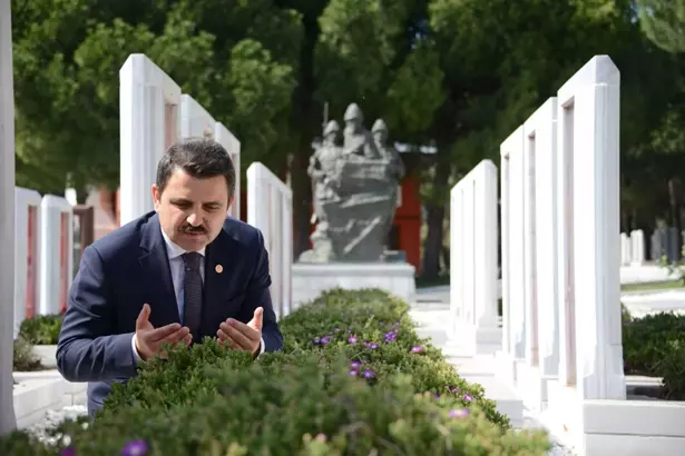 Kaşdemir Çanakkale ruhu, bu aziz milletin kalbinde ebediyen var olsun