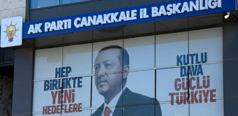 Çanakkale’de 6 AK Parti İlçe Başkanının istifası istendi: Başarılı olan ilçe başkanları kabul etmedi
