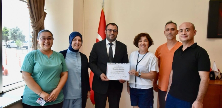 Çanakkale'de başarılı hastane personeline teşekkür belgesi